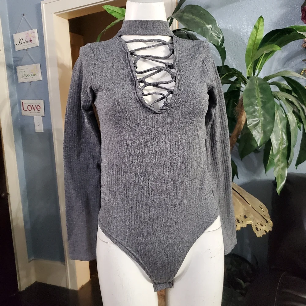 Gray Longsleeved Choker Neckline Caged  Bodysuit New Mix S-M - Picture 4 of 9